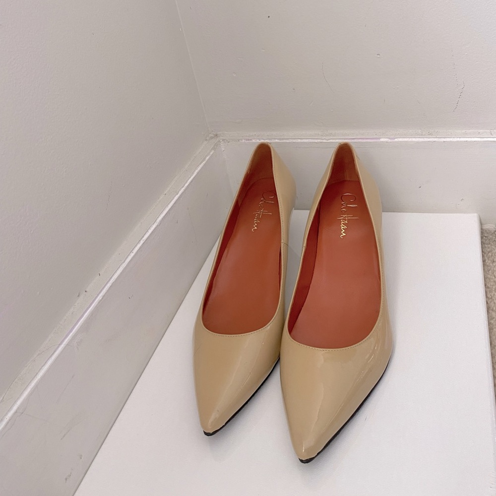 Cold haan flat heels